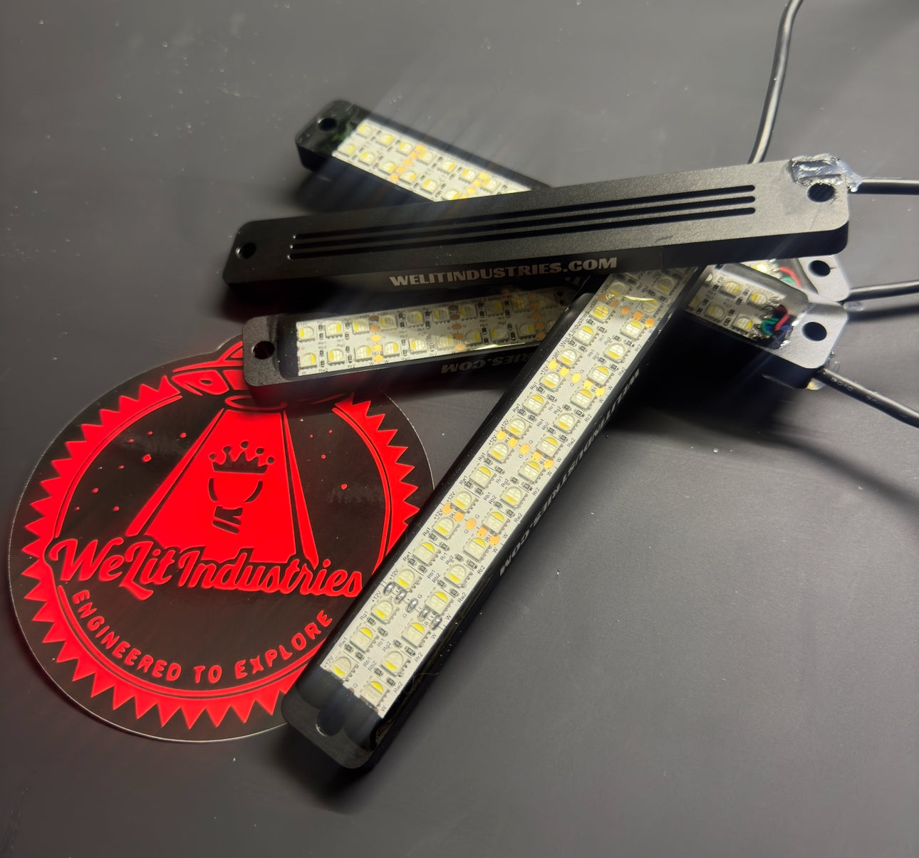 RGB+W: PREMIUM 7.25” ROCK LIGHT KIT